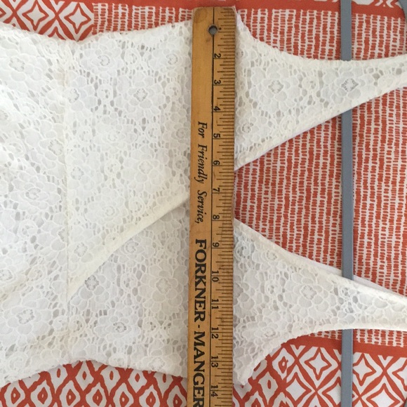 XS Super Cute Cream Lace Dress (lined) - Picture 6 of 8